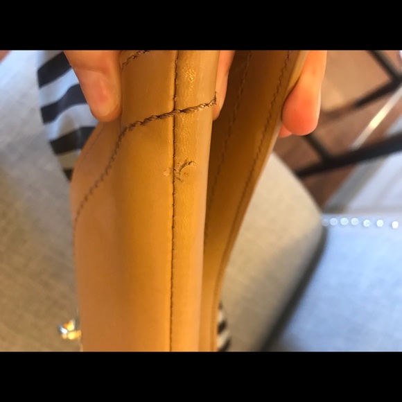 EUC Henri Bendel hobo bag - Picture 5 of 8